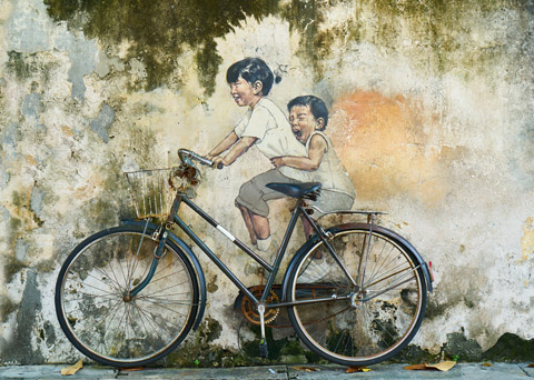 墙壁涂鸭与自行车